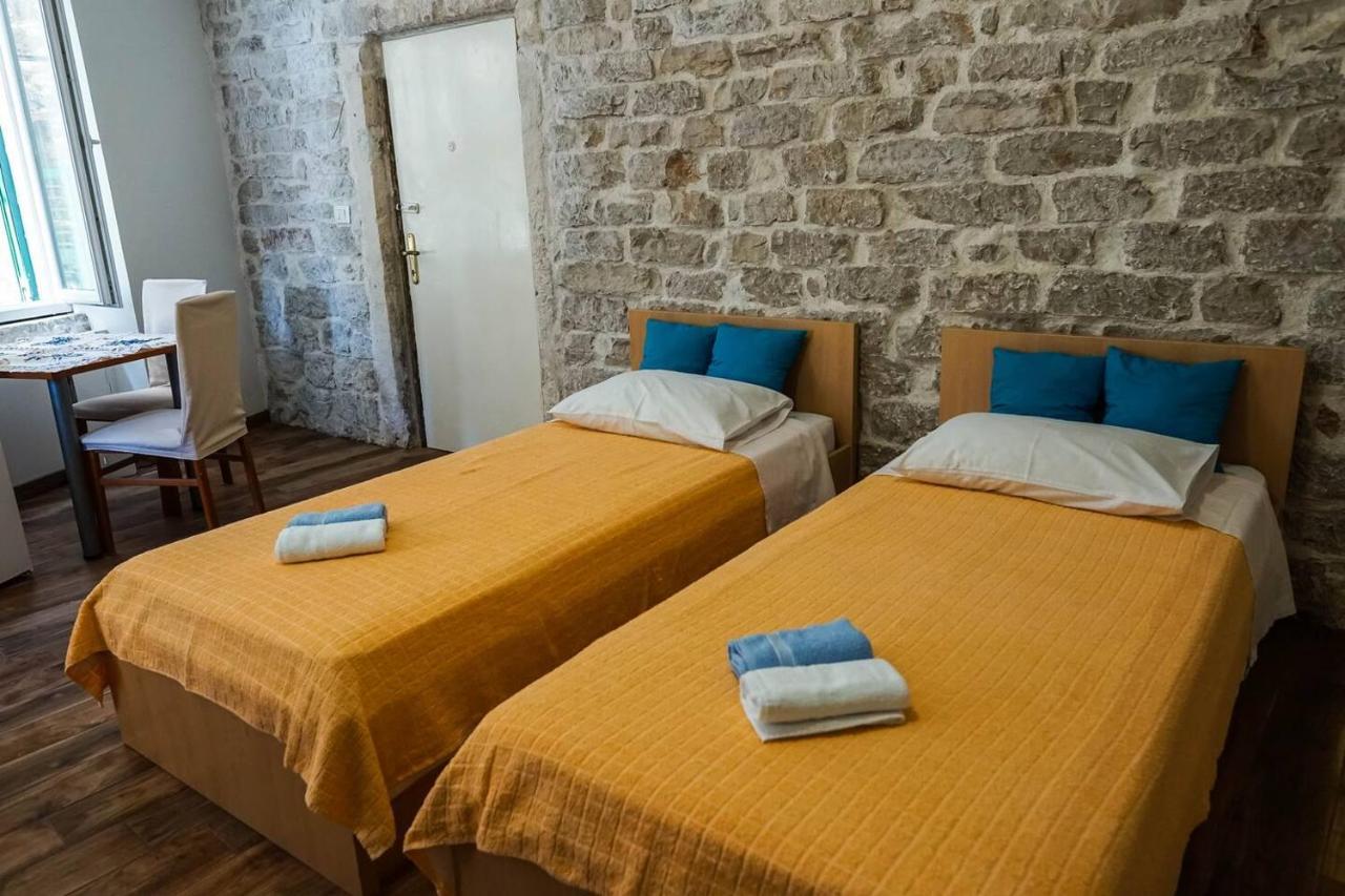 Studio Apartment In The Old City Of Šibenik Buitenkant foto